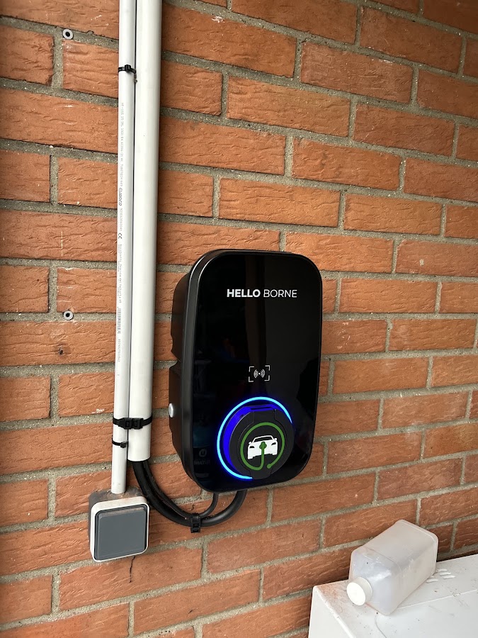 Hello borne : installation de borne de recharge & électricité général