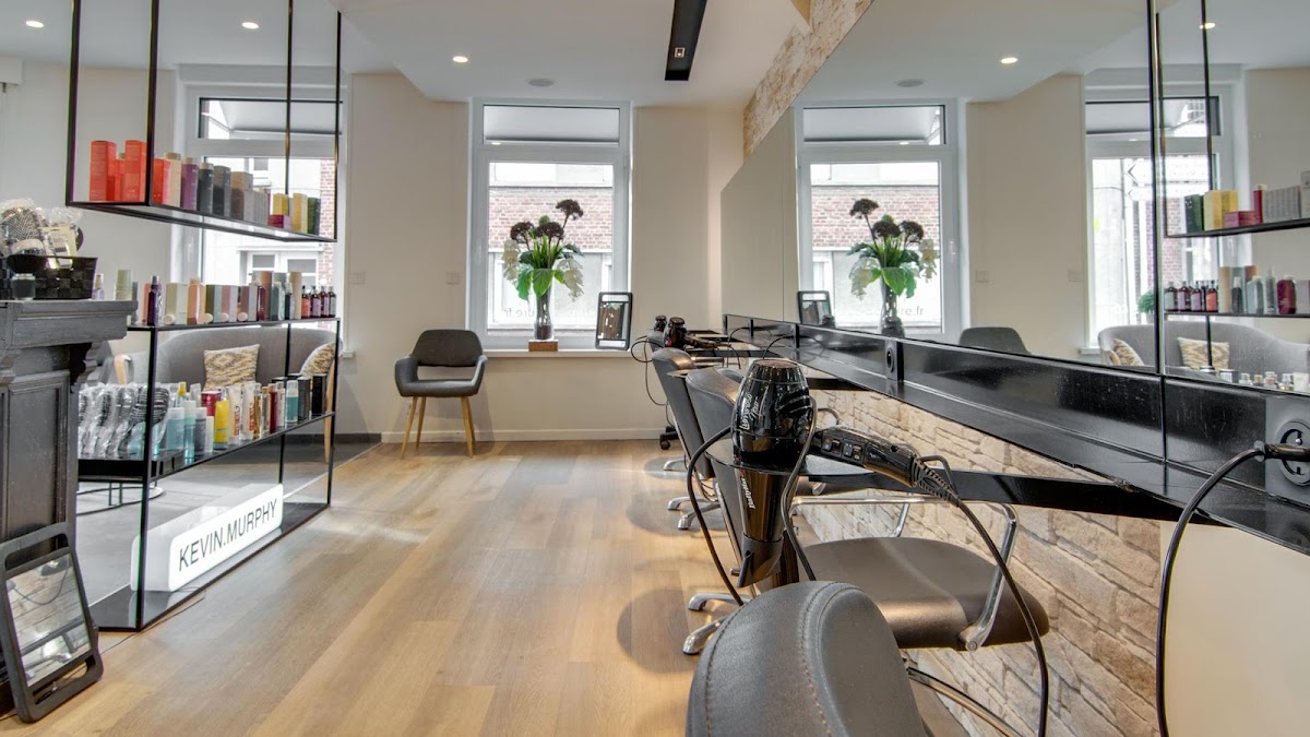 Salon Estaz