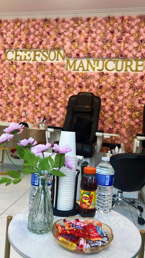 Chefson Manucures - Nail bar