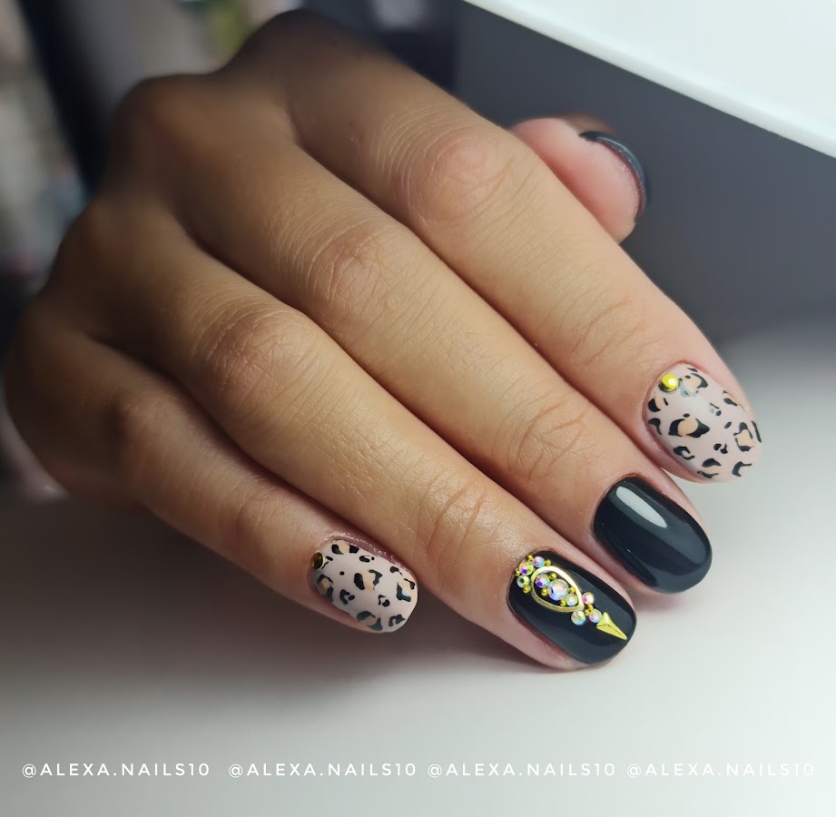 Alexandra Teodorescu Nails Artist