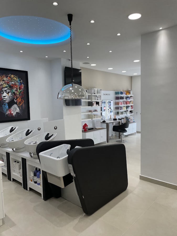 Johan Autuori le coiffeur