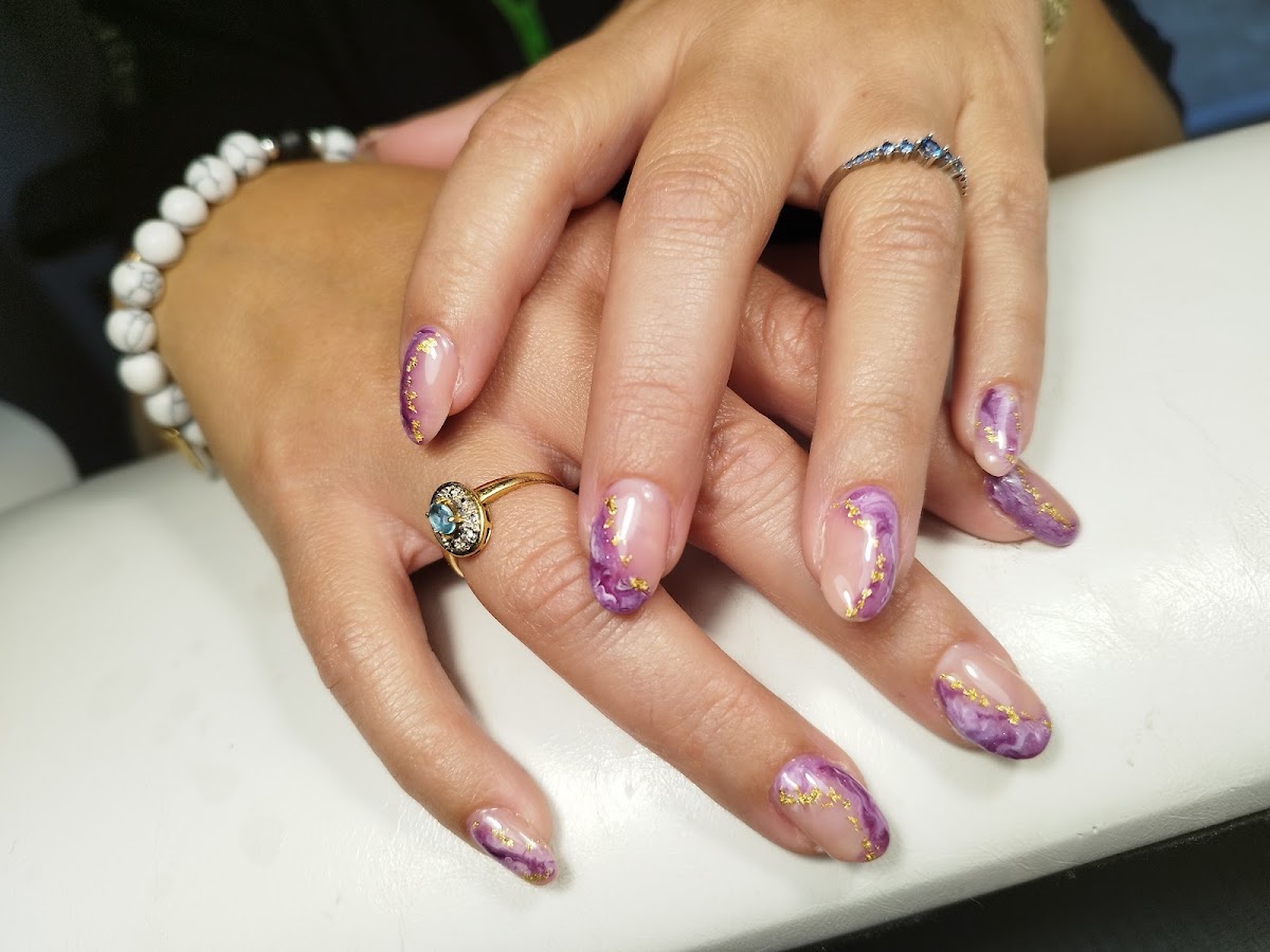les ongles de marie