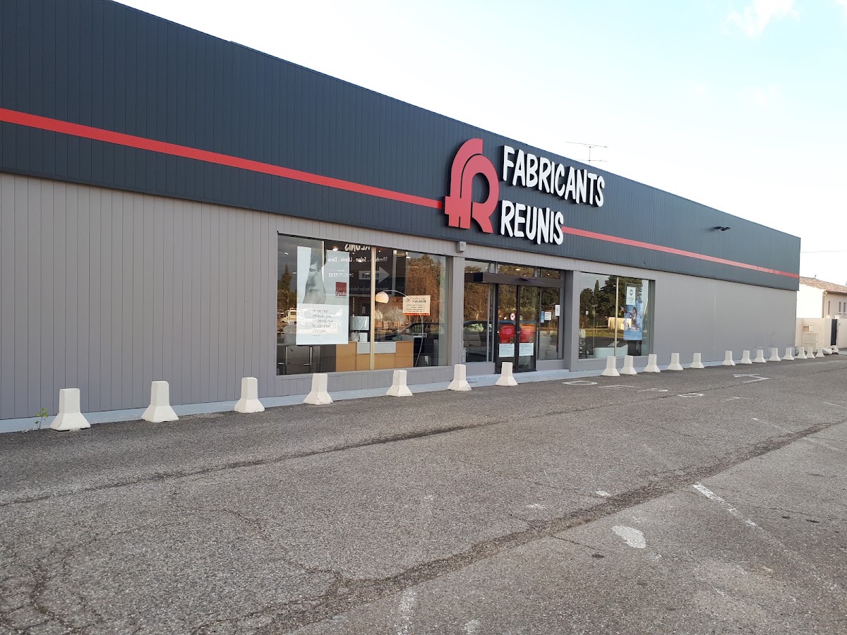 Magasin de meubles Fabricants Réunis Barbentane
