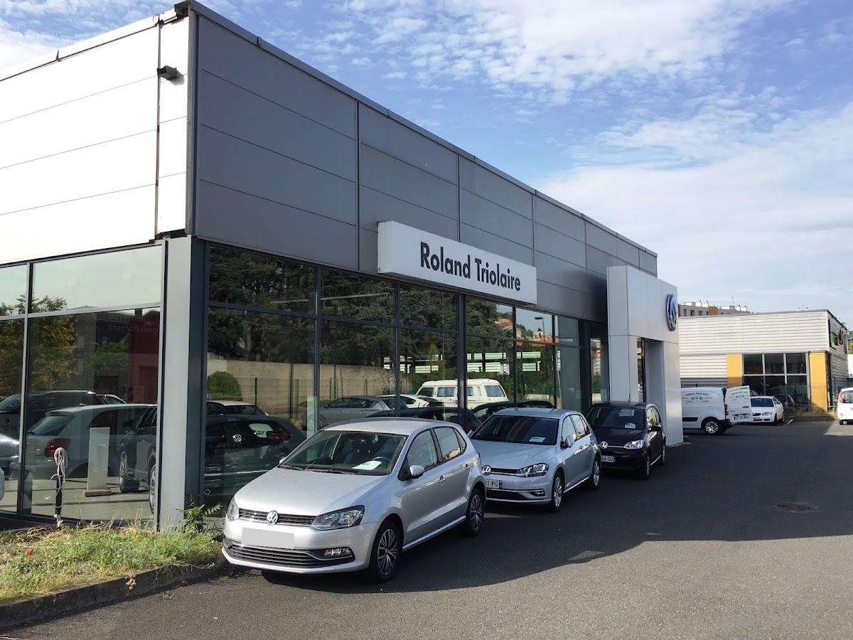 VOLKSWAGEN ST CHAMOND-BROSSE TRISTAN AUTOMOBILE