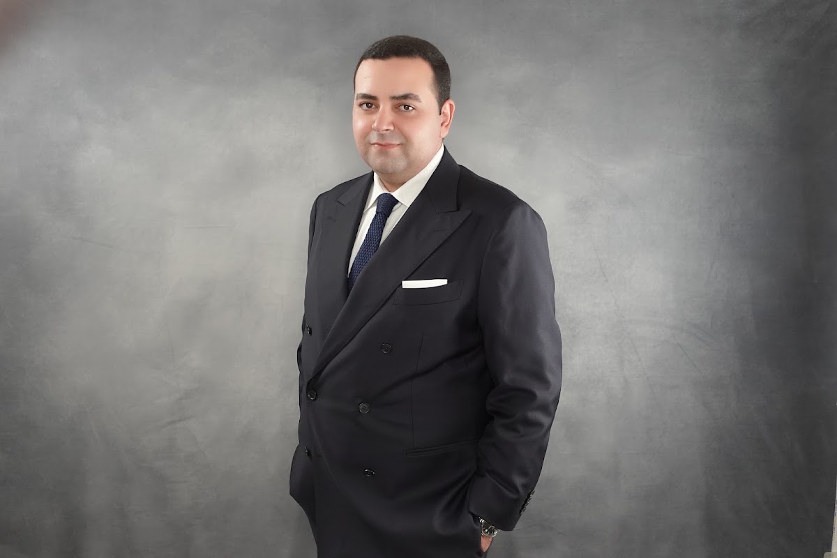 Maître Reda KOHEN, avocat en droit immobilier et droit des affaires à Paris