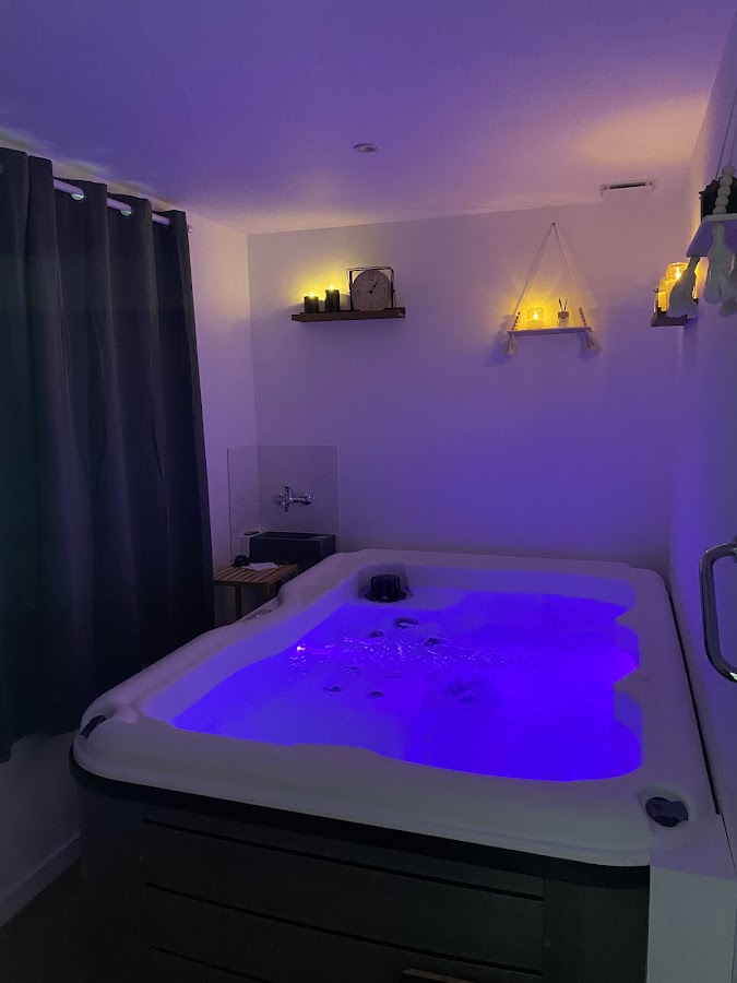 LE COCON D'EMELINE - Massages bien-être et drainage lymphatique