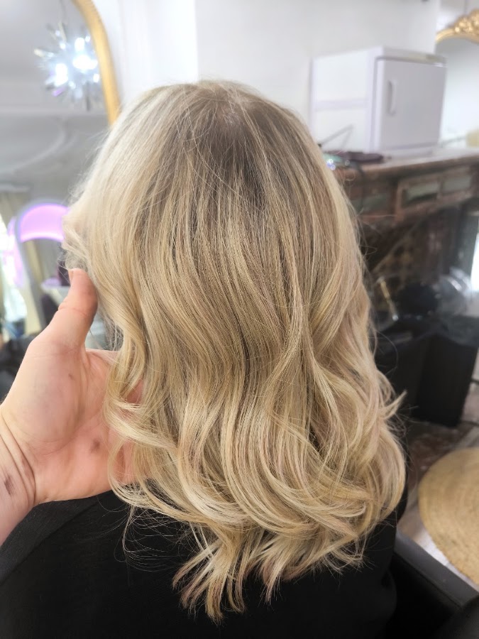 Heliosphère coiffure