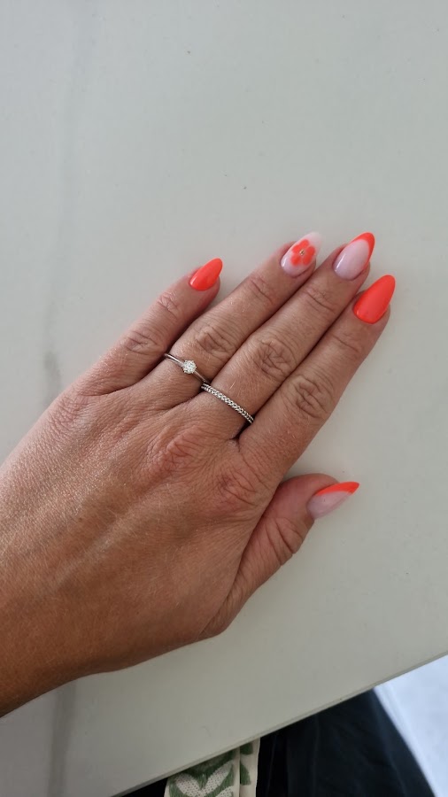 Allison Nails Dlb