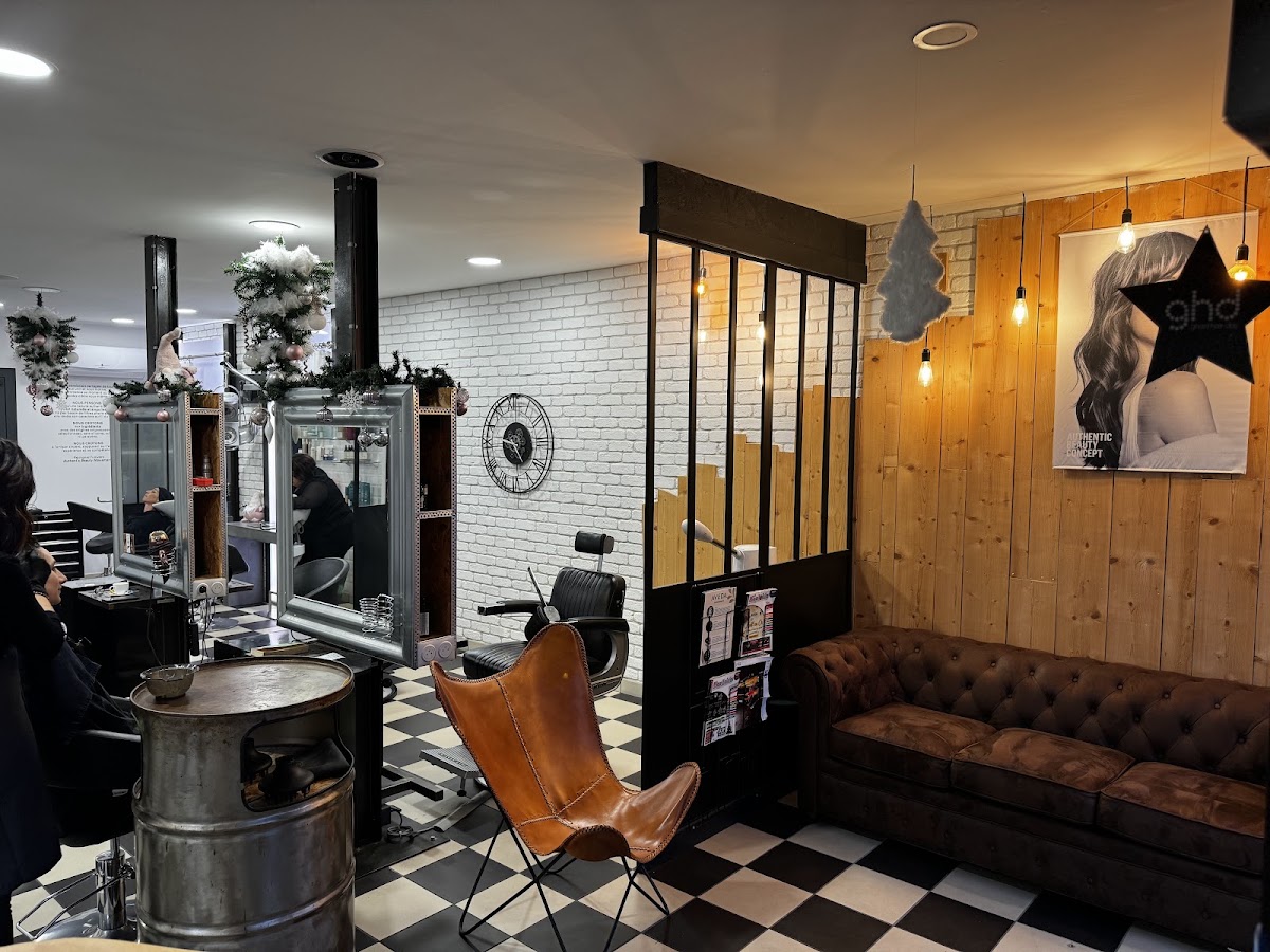 La Maison du Coiffeur - LE PASSAGE