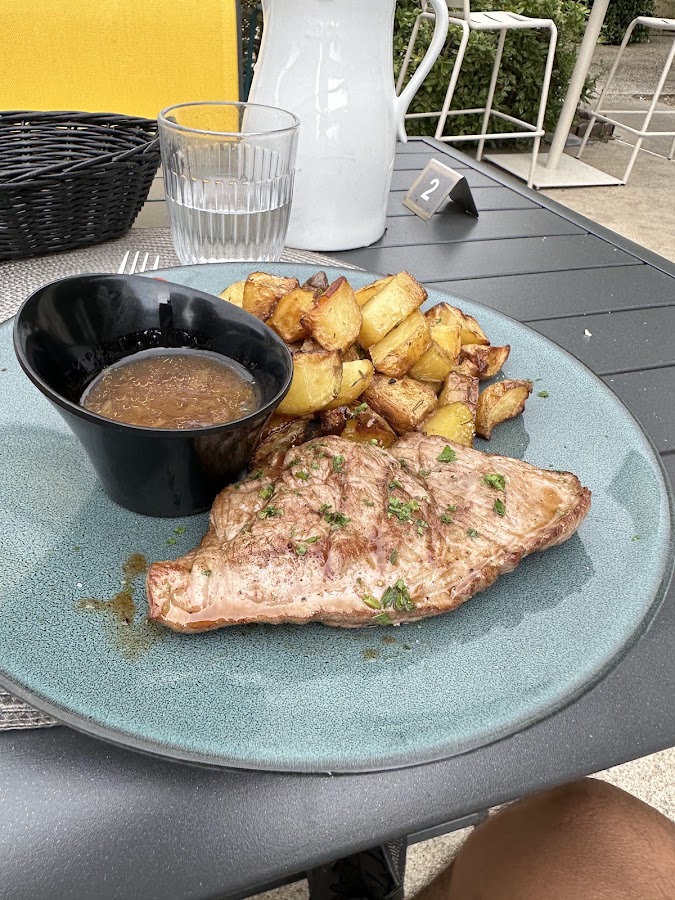 Le Sequoia