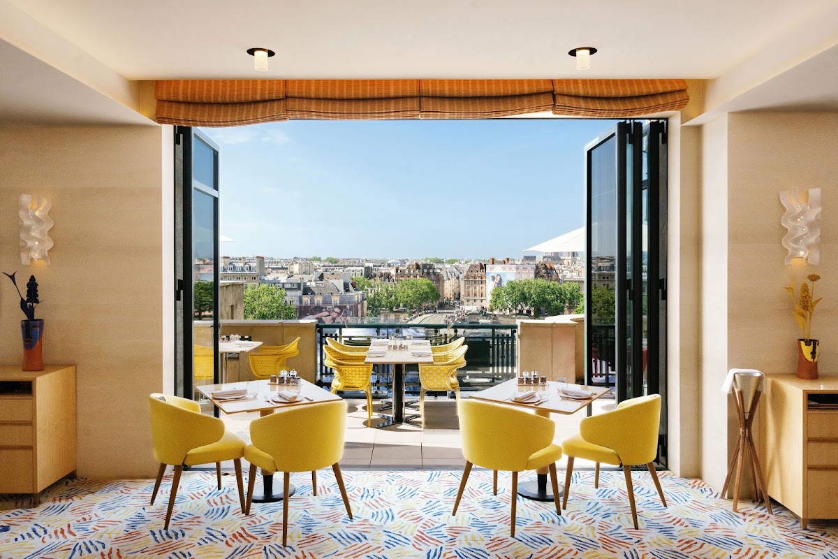 Le Tout-Paris