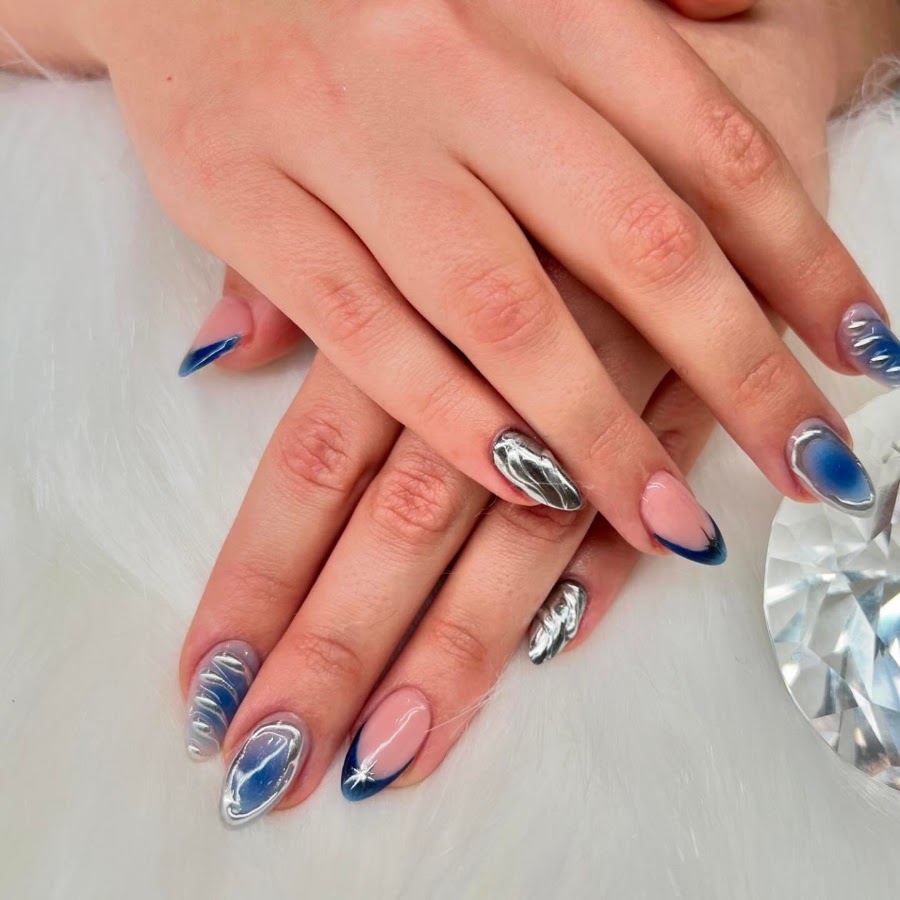 Diamond Nails