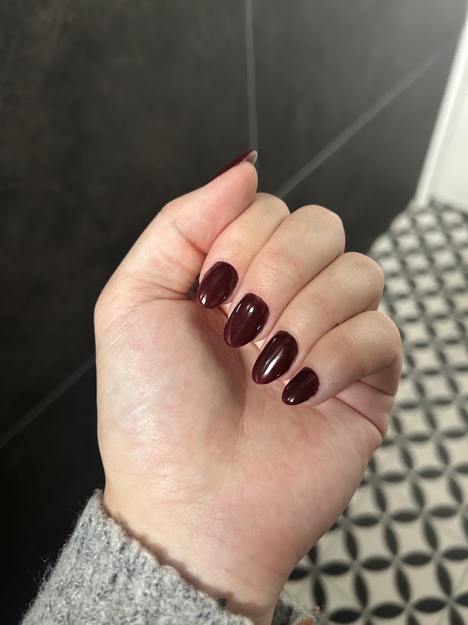 Hello Nails Studio